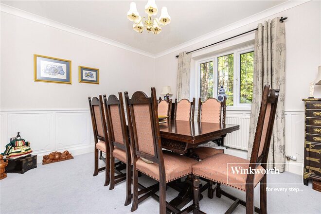 Golf Links Road, Dorset, BH22