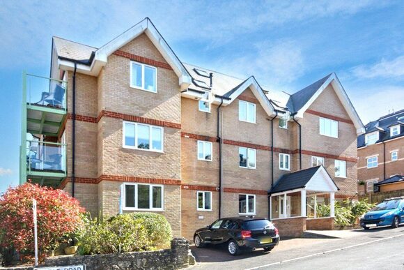 Earle Road, Dorset, BH4