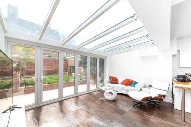 Redington Gardens, London, NW3