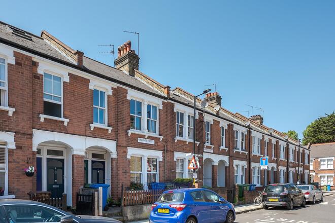 Ambergate Street, UK, SE17