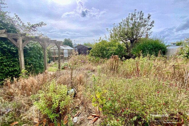 Island View Avenue, Dorset, BH23