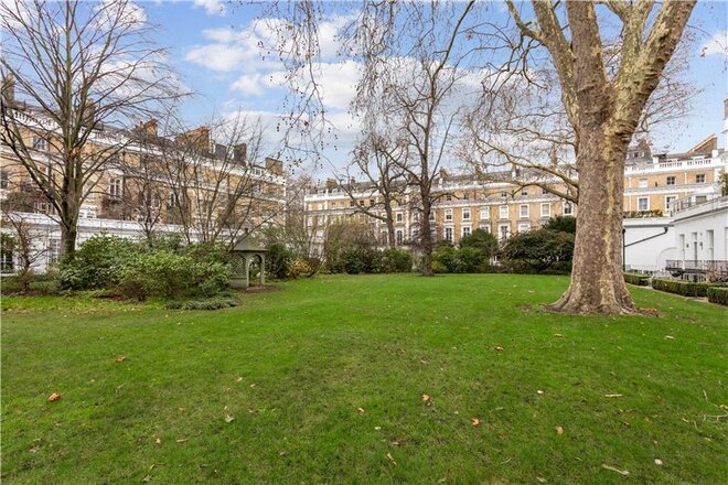 Onslow Gardens, London, SW7