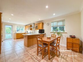 Woolsbridge Road, Ringwood, BH24