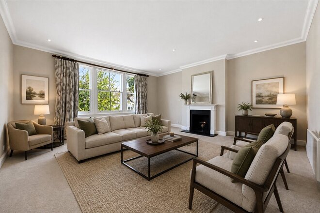 Palace Gardens Terrace, Kensington, W8