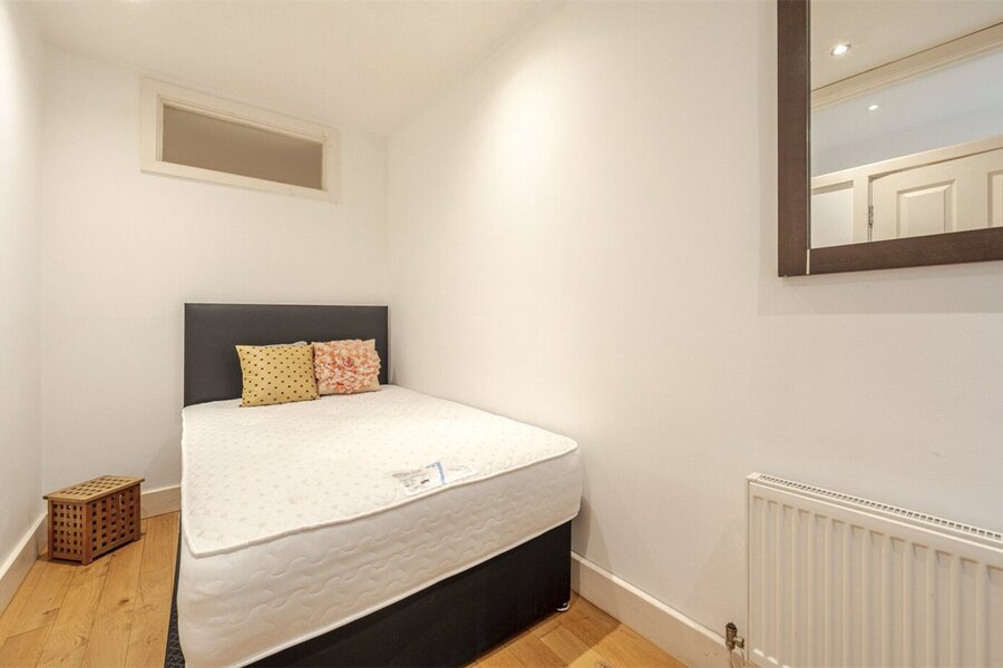 Bedroom 2 Flat