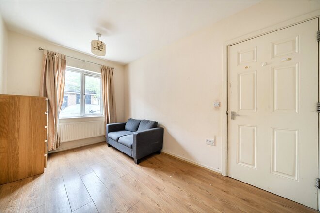 Quarles Park Road, Romford, RM6