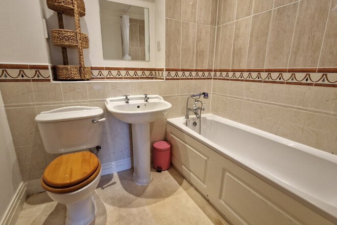 Wilshaw Close, London, NW4