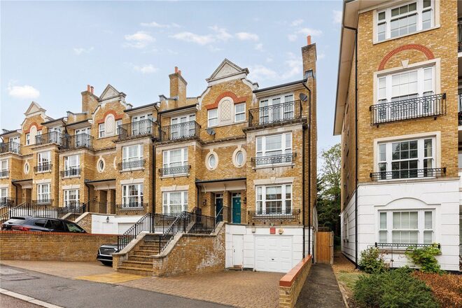 Southlands Drive, London, SW19