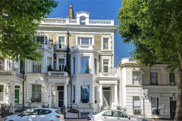 Marloes Road, London, W8
