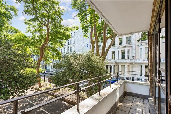 Queens Gate Gardens, London, SW7