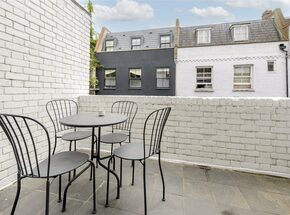 Ruston Mews, London, W11
