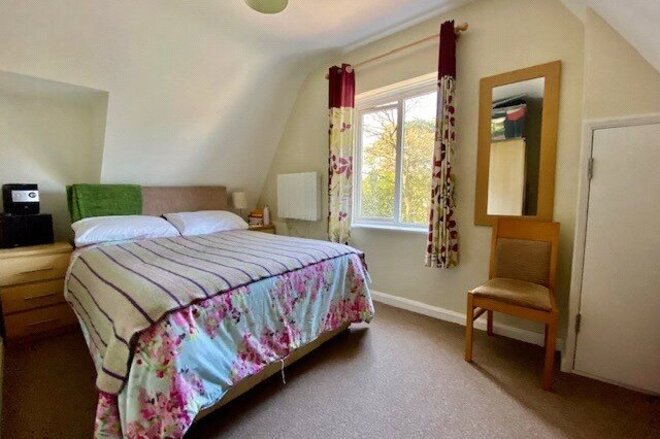 Alumhurst Road, Dorset, BH4