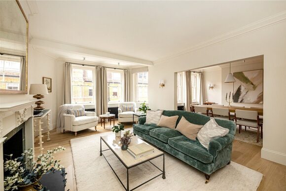 Cheyne Court, London, SW3