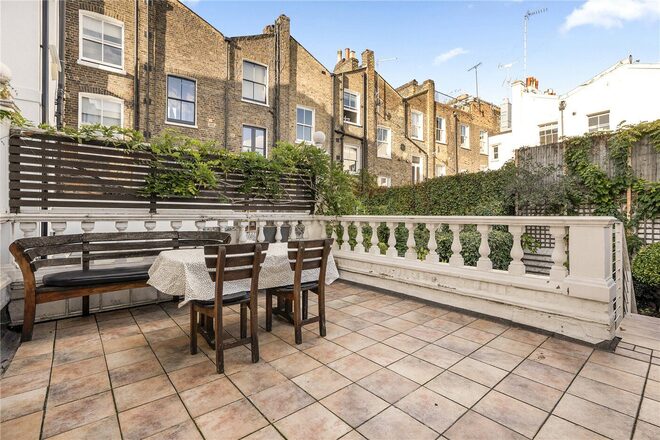 Kensington Park Road, London, W11