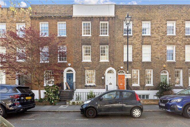 Cleaver Square, Kennington, SE11