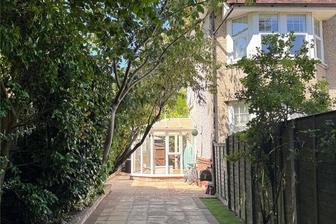 Kings Crescent, Poole, BH14