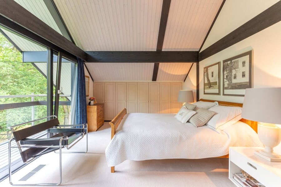 2nd Bed From En