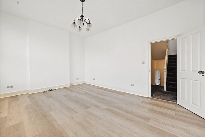 Kilburn Lane, London, W10