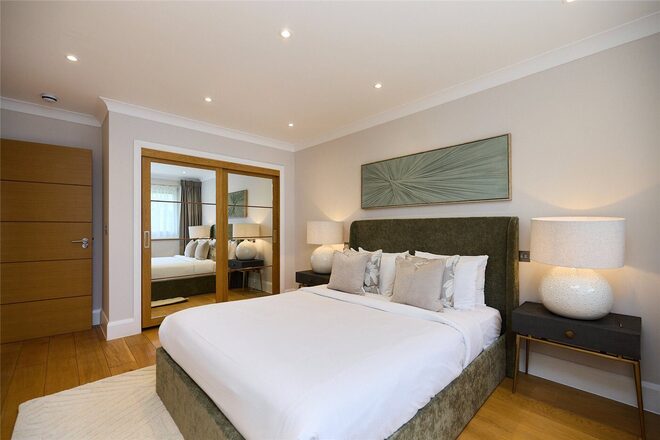 Queensmead, St John's Wood, NW8