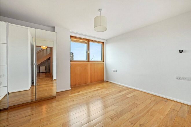 Donnington Road, London, NW10
