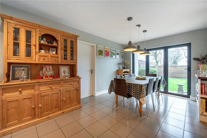 Chilbolton Avenue, Hampshire, SO22
