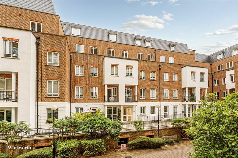 Devonhurst Place, Heathfield Terrace, London, W4