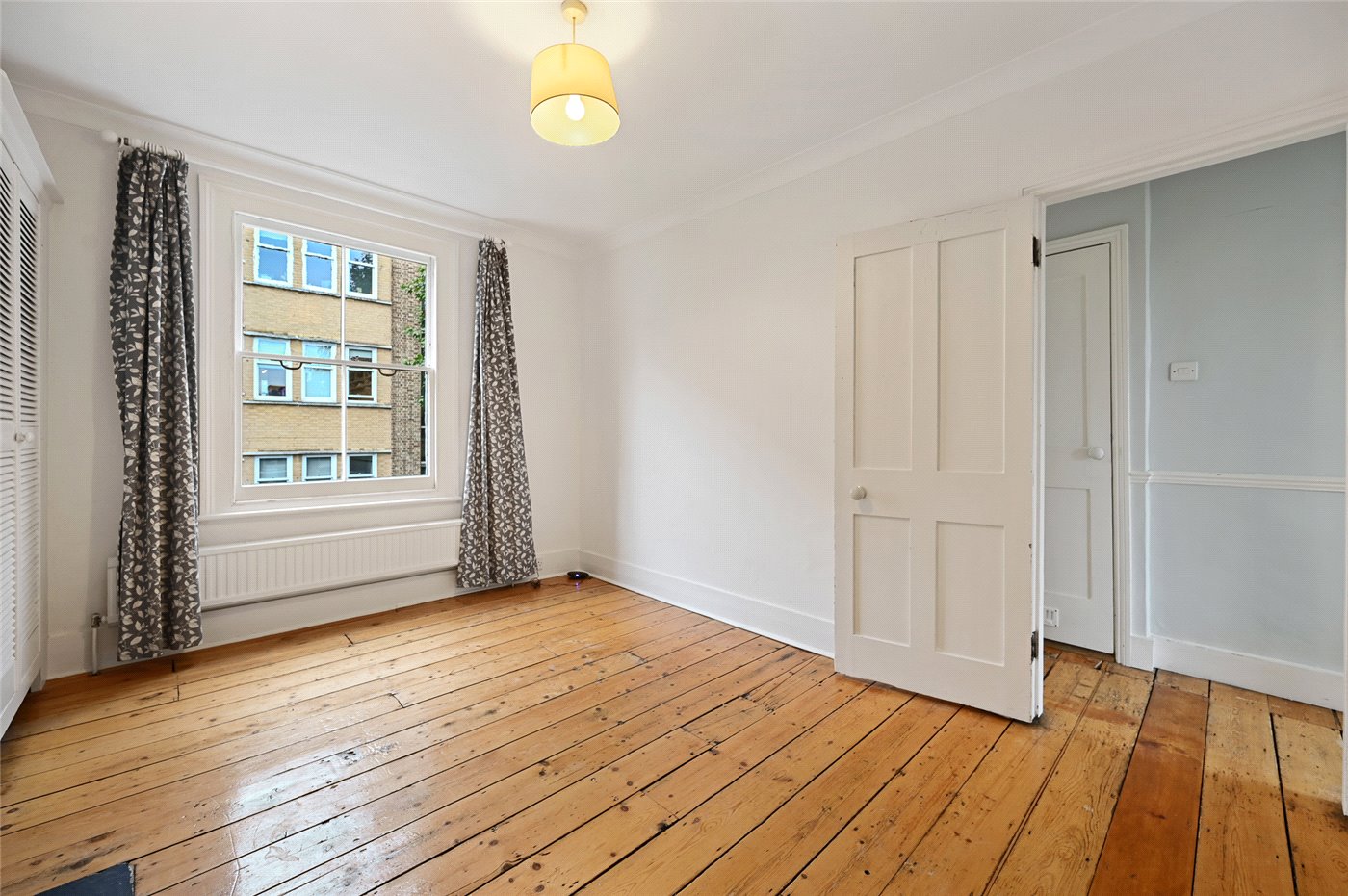 Minford Gardens, Brook Green, London, W14