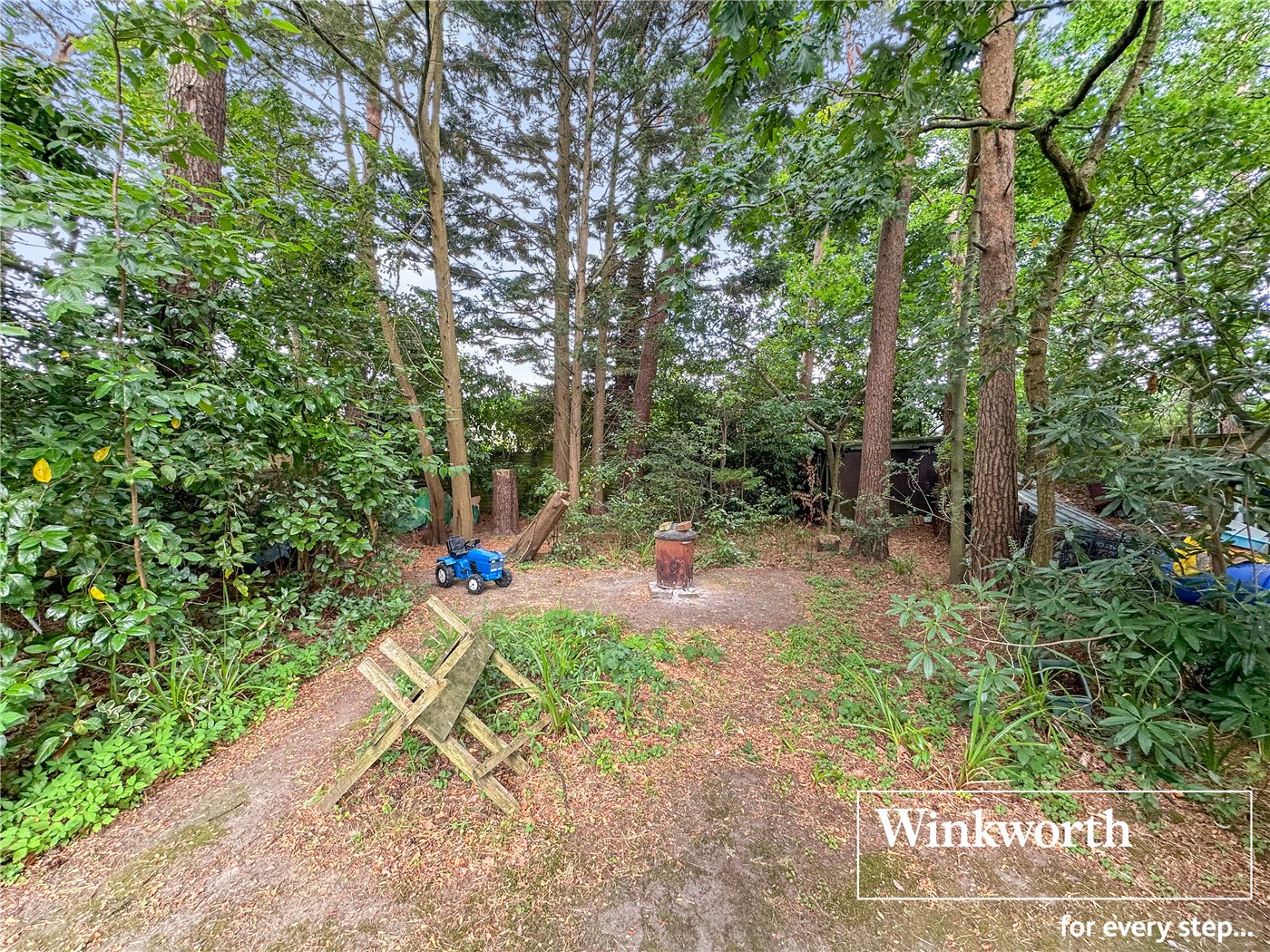 The Avenue, West Moors, Ferndown, Dorset, BH22