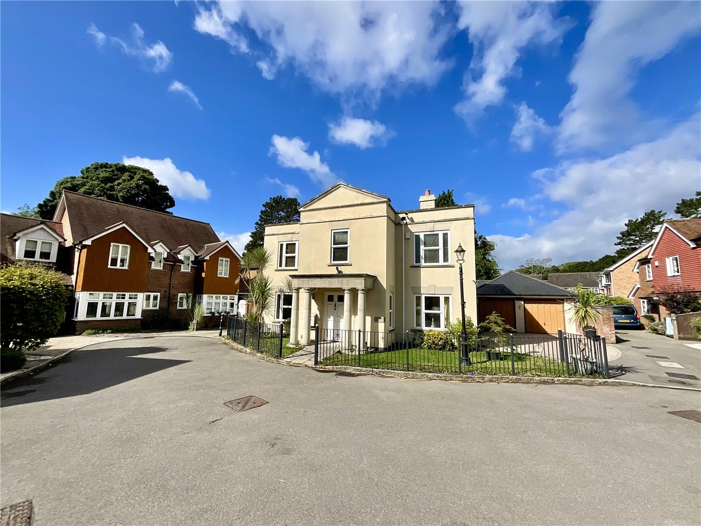 The Ostlers, Hordle, Lymington, Hampshire, SO41