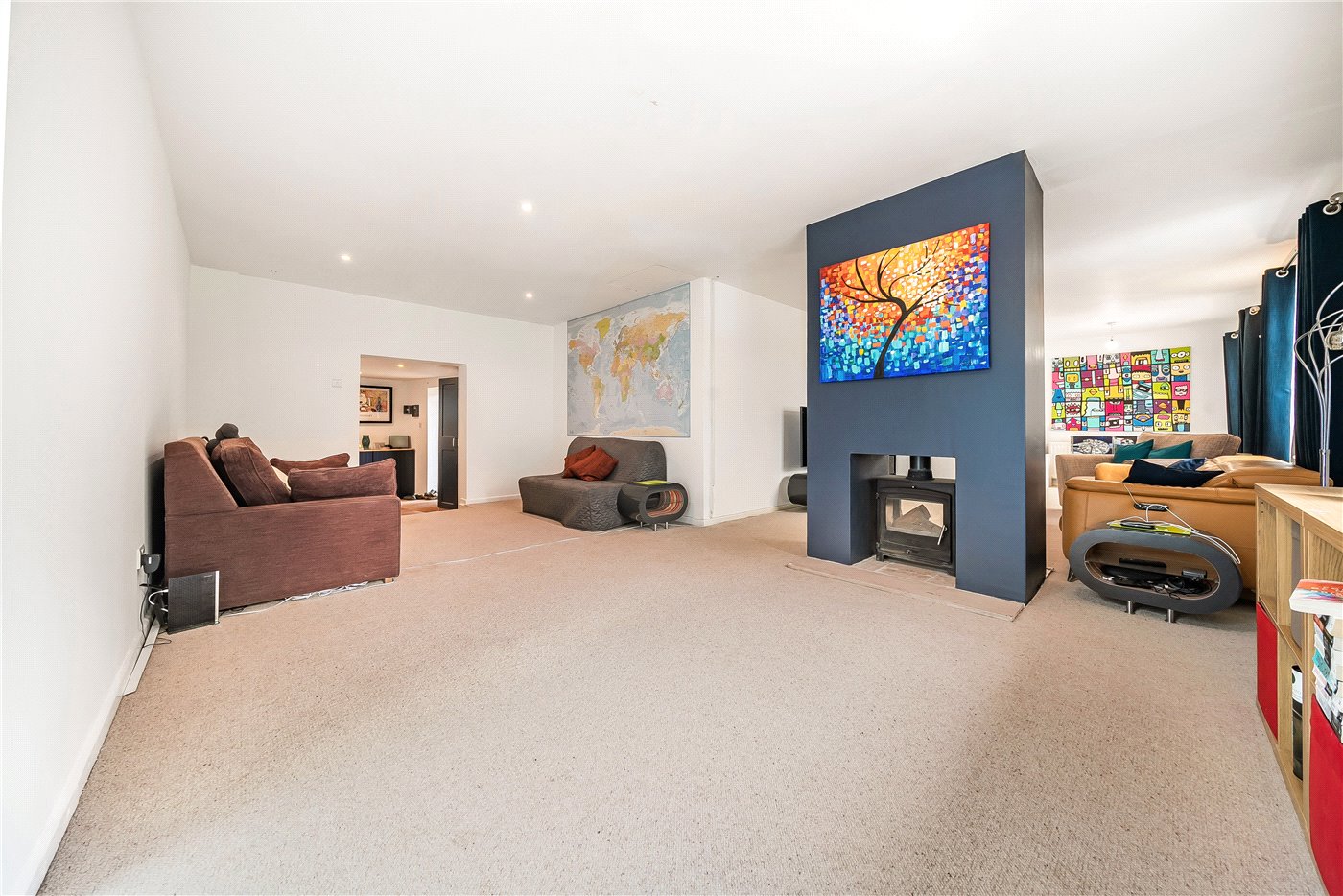 Falkland Drive, Newbury, Berkshire, RG14