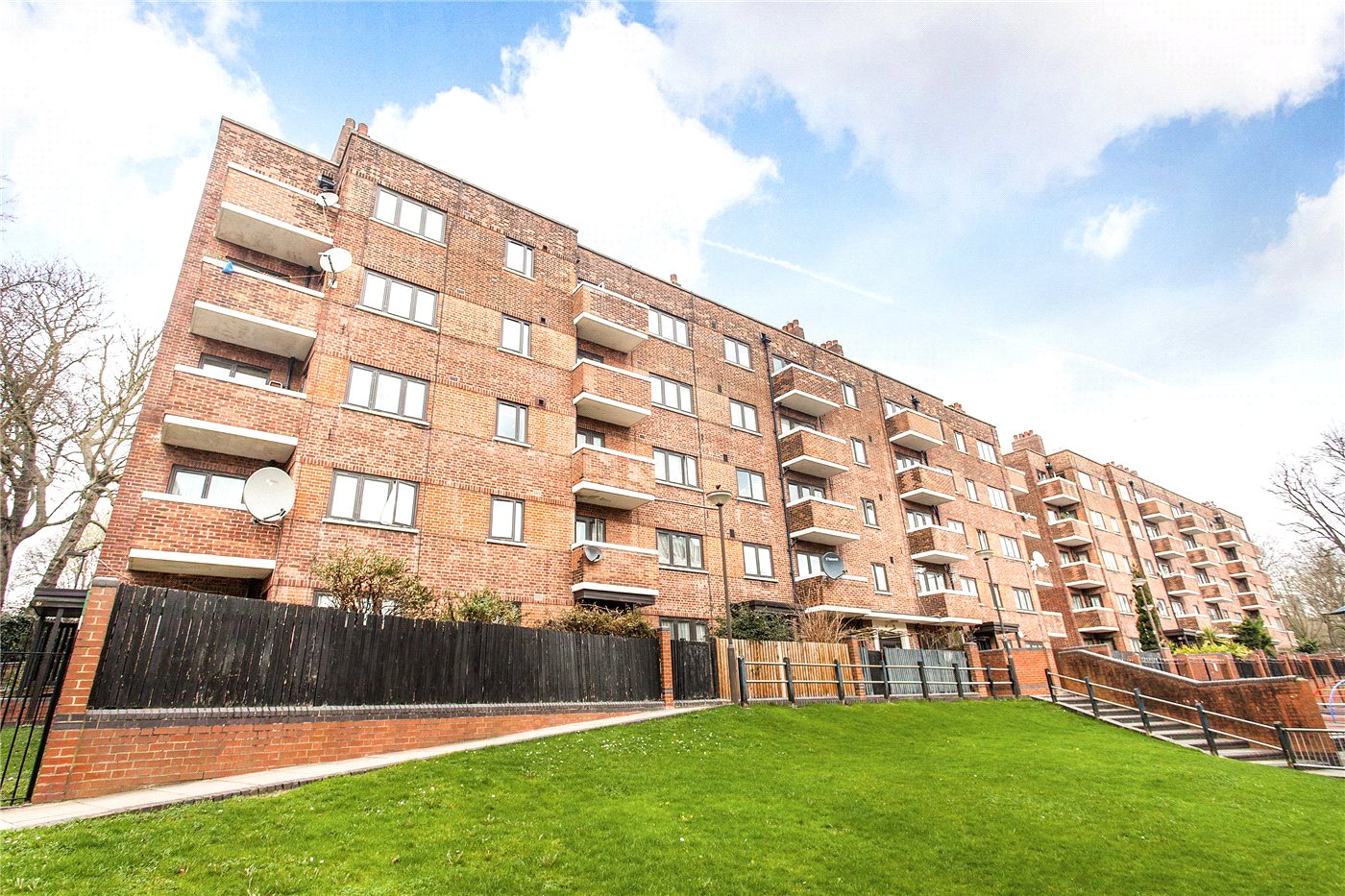 Hillrise Mansions, Warltersville Road, London, N19