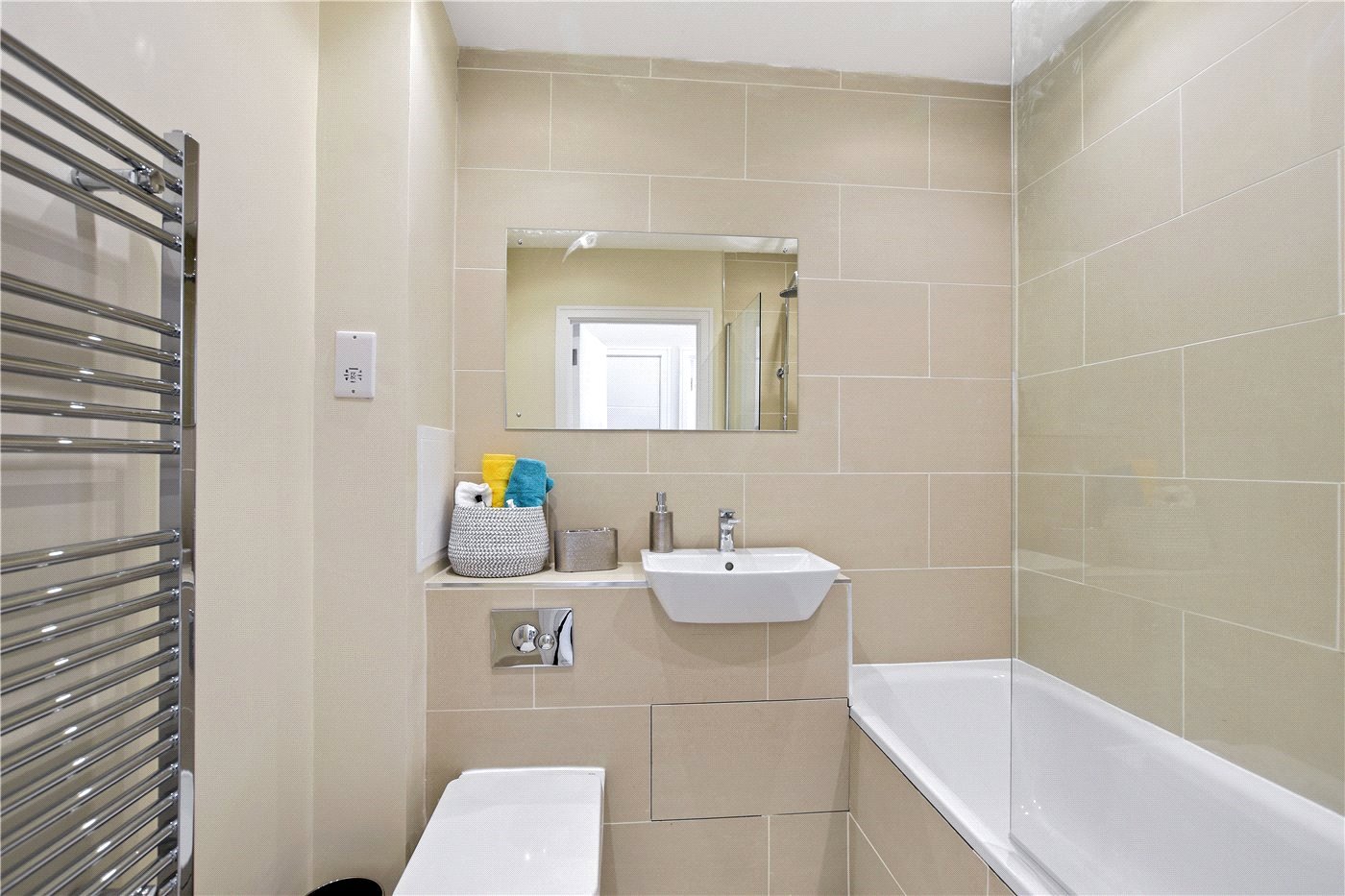 1 bedroom property for sale in The Avenue, 47 Victoria Avenue, Southend ...