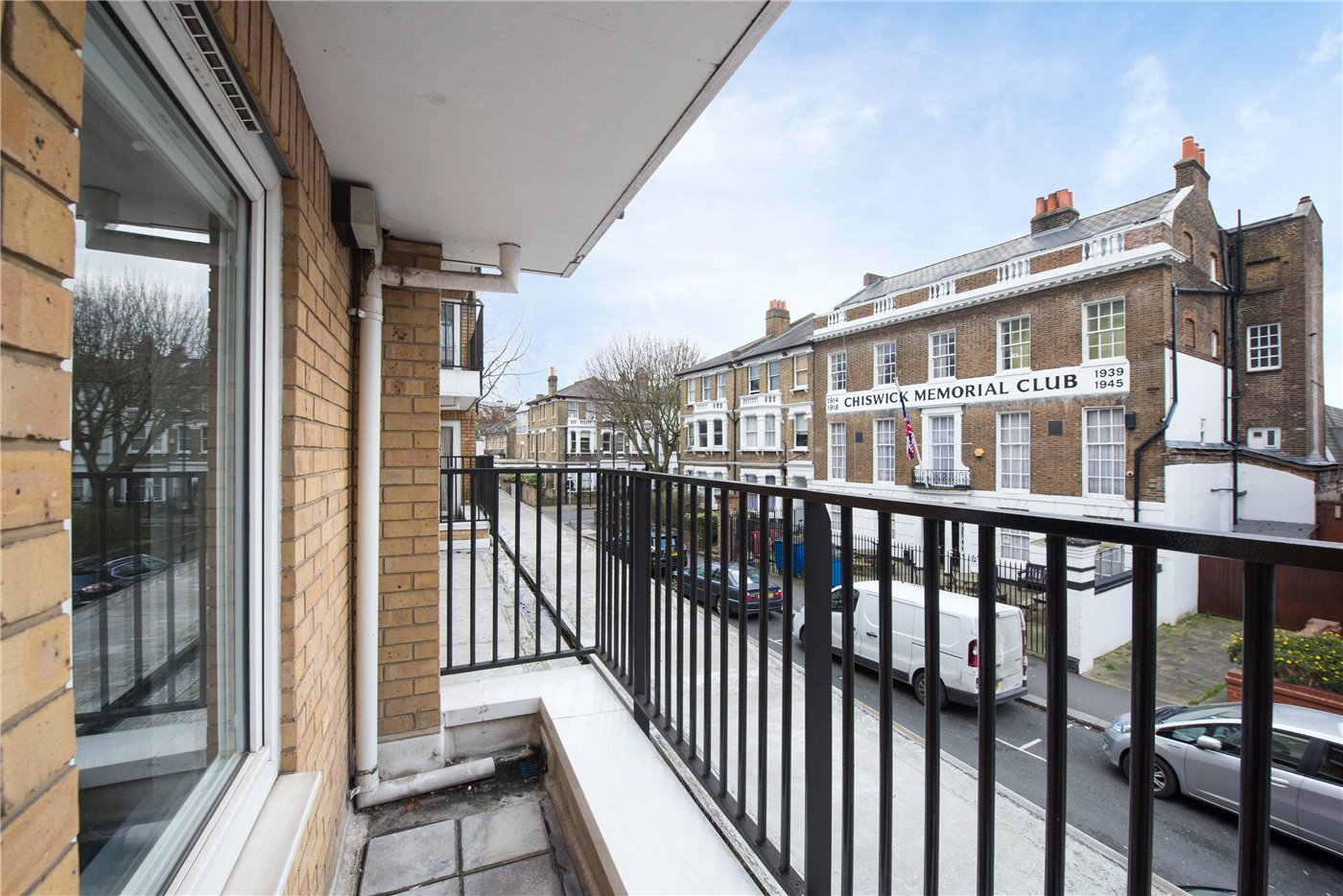 1 bedroom property to rent in Chatsworth Lodge, Bourne Place, London