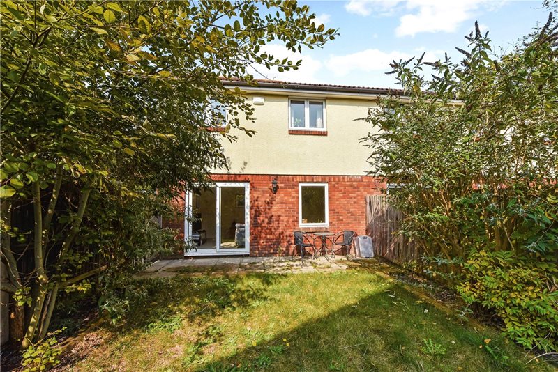 Stonechat Close, Petersfield, Hampshire, GU31