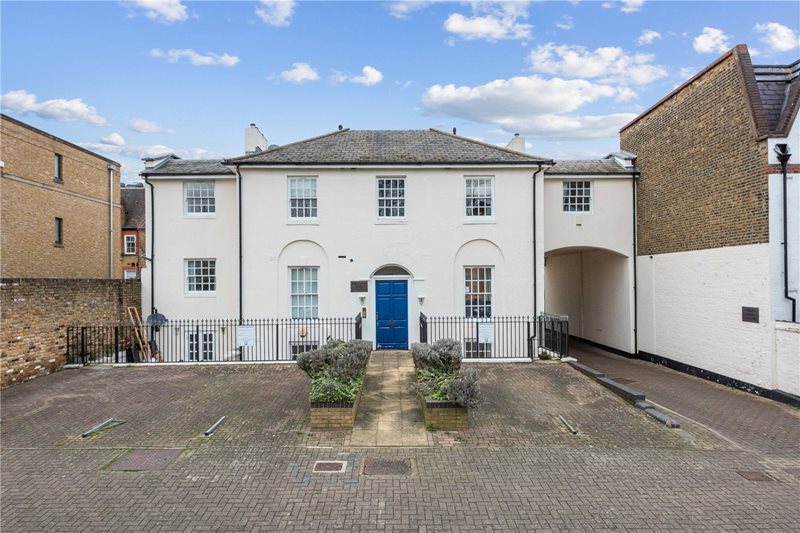 Albany Mews, Barnsbury Park, Islington, N1