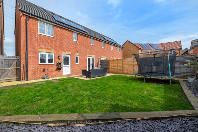 Falcon Way, Bourne, Lincolnshire, PE10