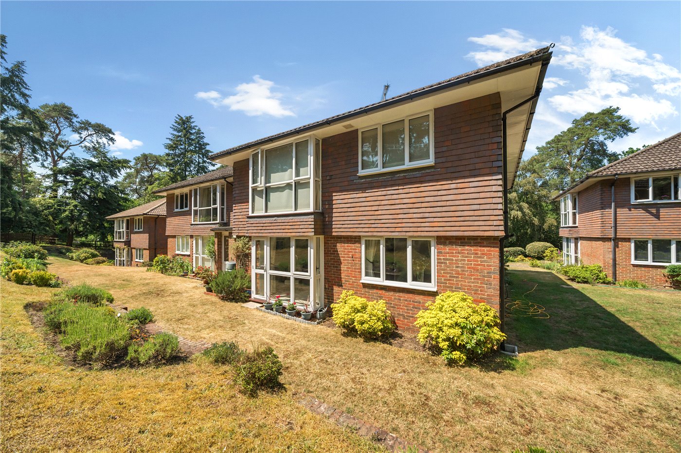 Latchwood Lane, Lower Bourne, Farnham, Surrey, GU10