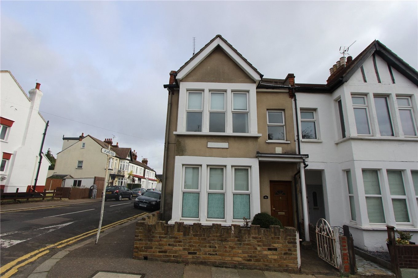 2-bedroom-property-to-rent-in-beach-avenue-leigh-on-sea-essex-ss9