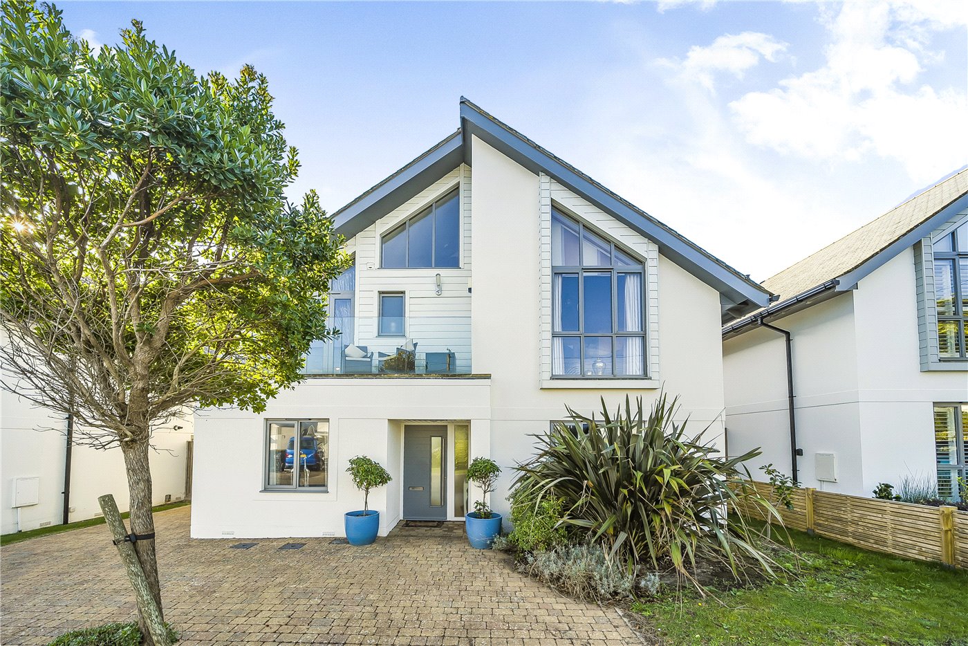 Ravens Way, Milford on Sea, Lymington, Hampshire, SO41