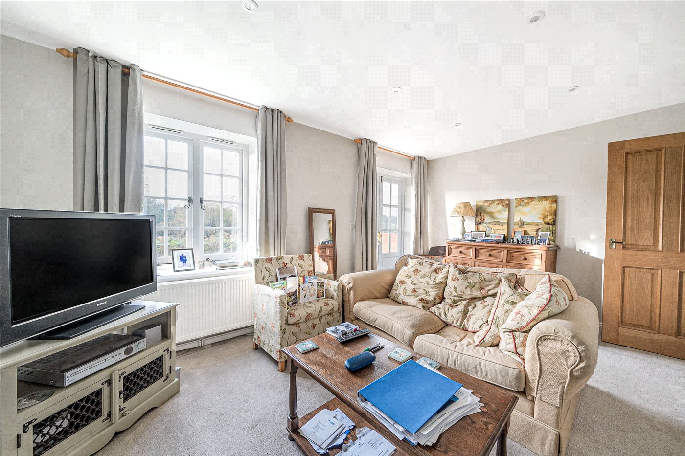 Tilford Street, Tilford, Farnham, Surrey, GU10