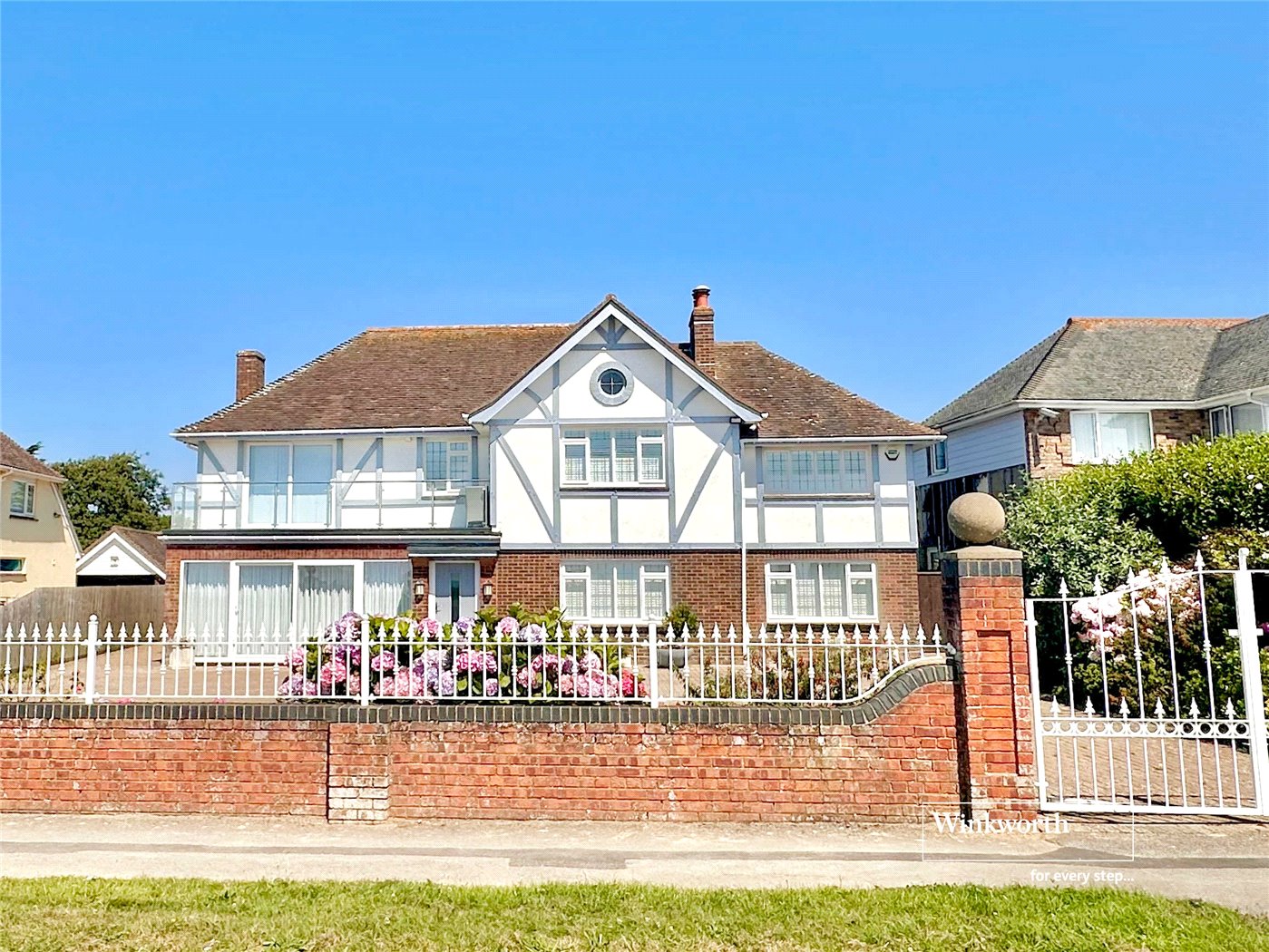 Marine Drive West, Barton on Sea, New Milton, Hampshire, BH25