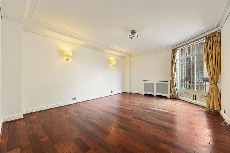 Oakwood Court, London, W14