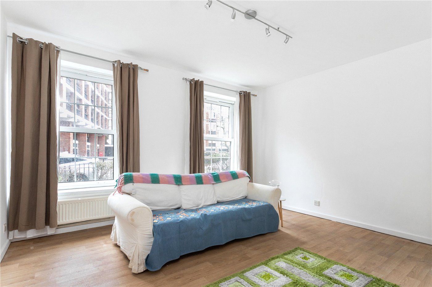 1 bedroom property for sale in Brady Street, London, E1 (Ref SHO140407 ...