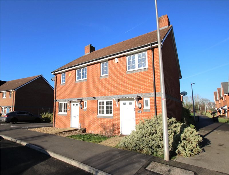 Tabby Drive, Three Mile Cross, Reading, Berkshire, RG7