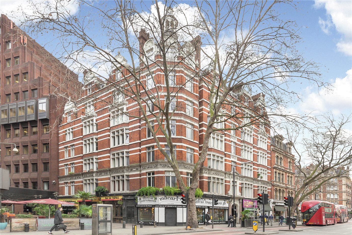 1 bedroom property to rent in Trentishoe Mansions, Charing Cross Road ...