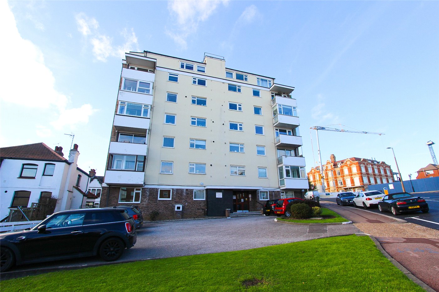 Grand Court West, Grand Drive, Leigh-on-Sea, Essex, SS9