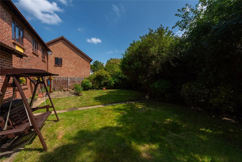 Chivers Drive, Finchampstead, Wokingham, Berkshire, RG40