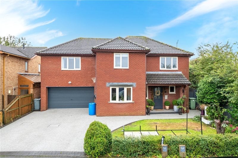 Hazelwood Drive, Bourne, PE10