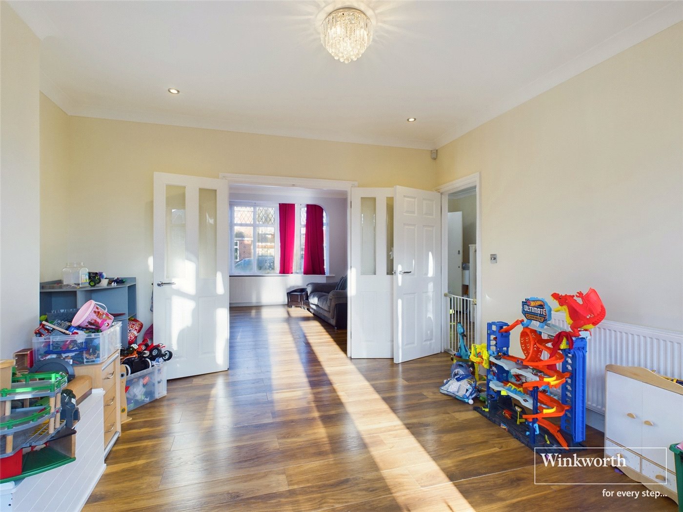 Woodland Close, Kingsbury, London, NW9