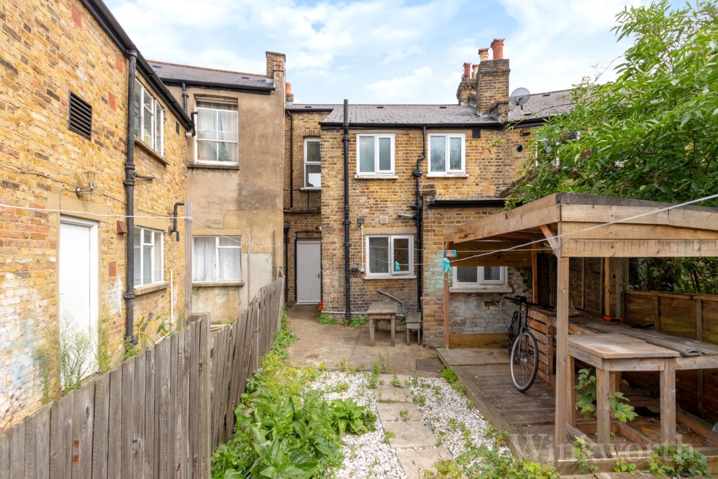 Meeting House Lane, London, SE15